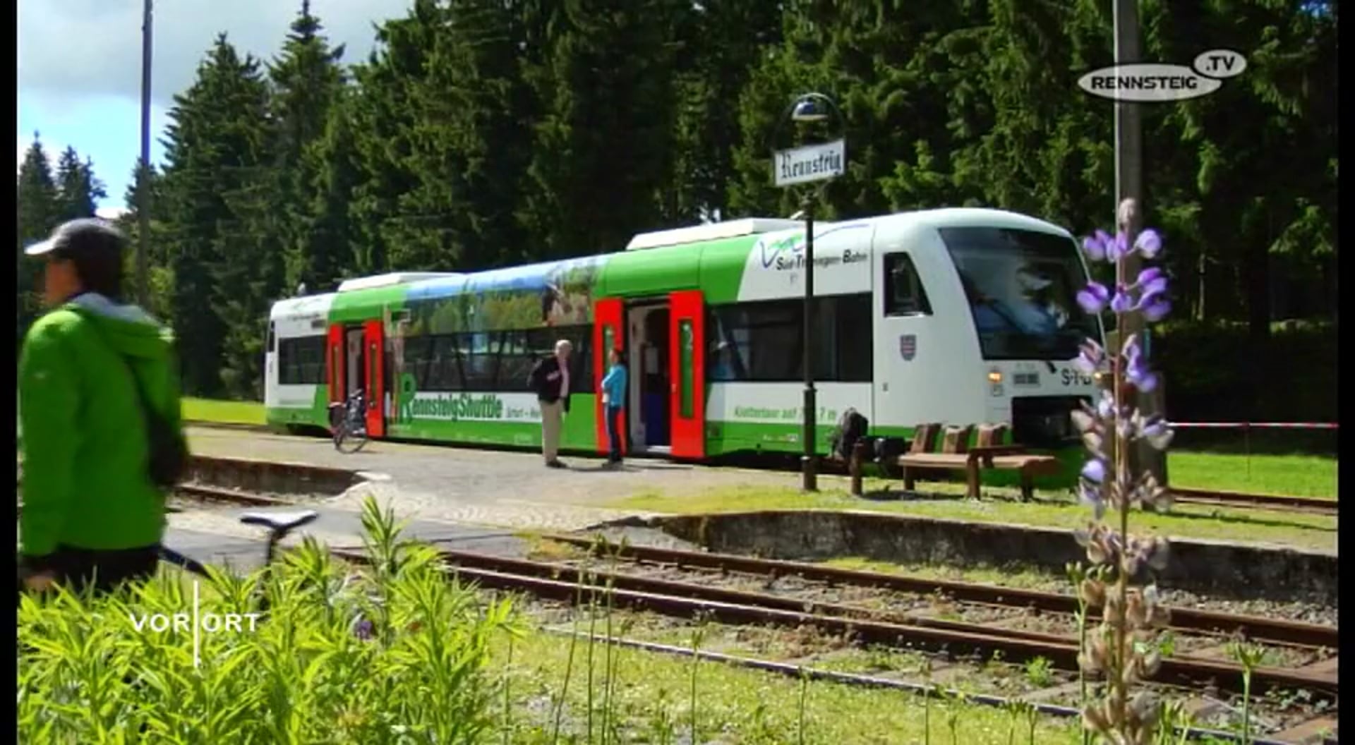 Vor Ort - Mit dem Rennsteig-Shuttle von Erfurt zum Bahnhof Rennsteig ...