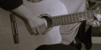 Gitarrenkonzert von Mert Şanal Konzert